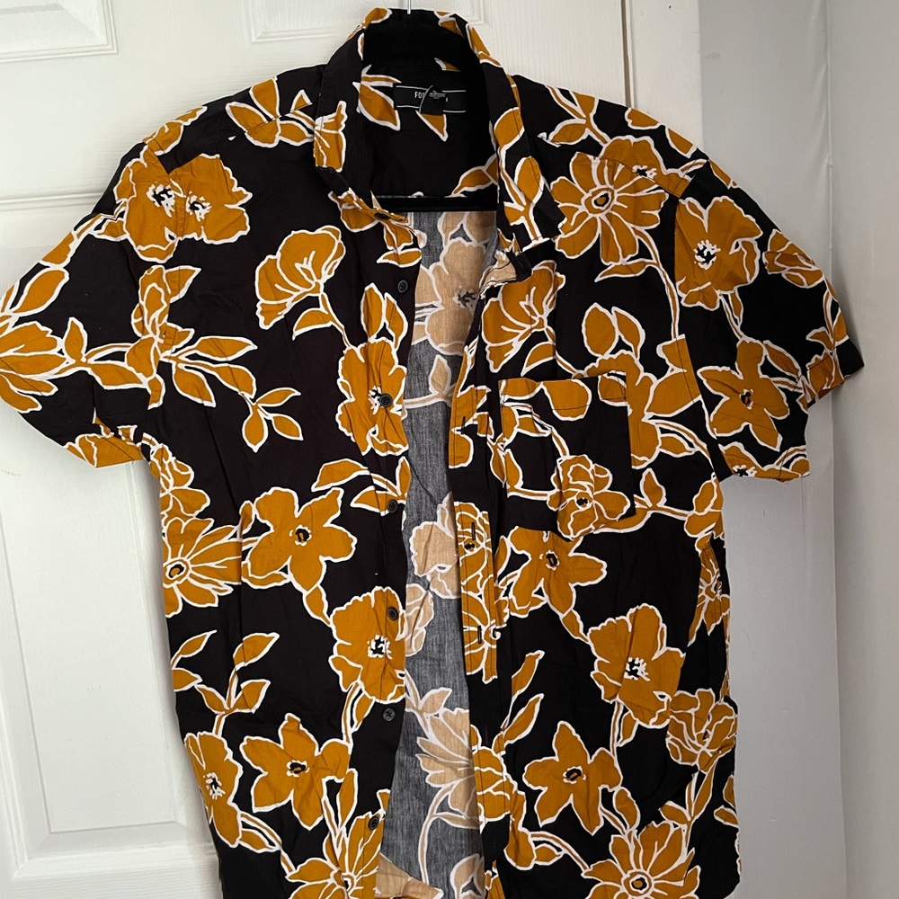 SOLD-New Forever 21 Men Shirt Size:XL